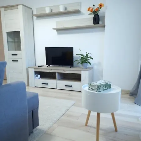 Amazing Apartament With Garden Bucharest Airport Self Check-In!! Otopeni Exterior photo